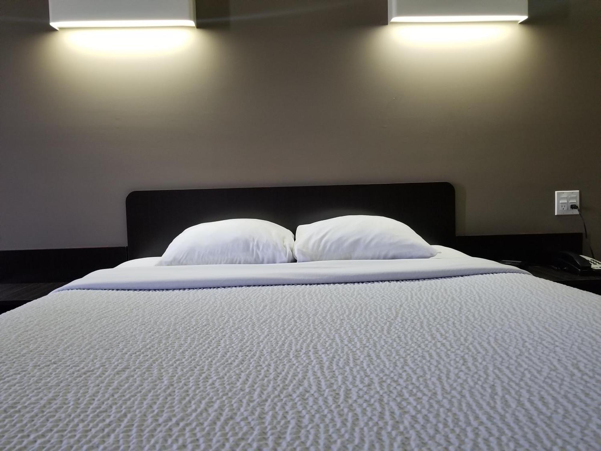 Joys Inn Innisfail, Ab Ngoại thất bức ảnh