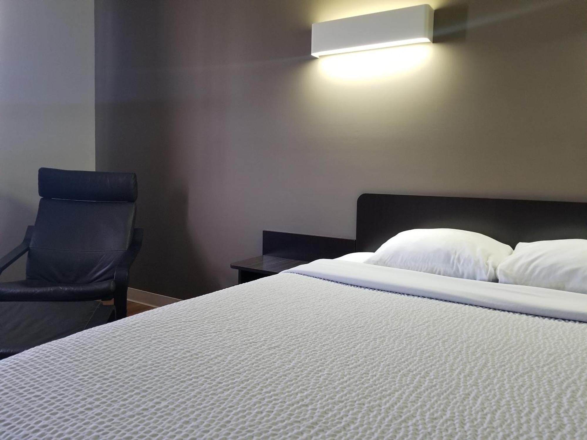Joys Inn Innisfail, Ab Ngoại thất bức ảnh