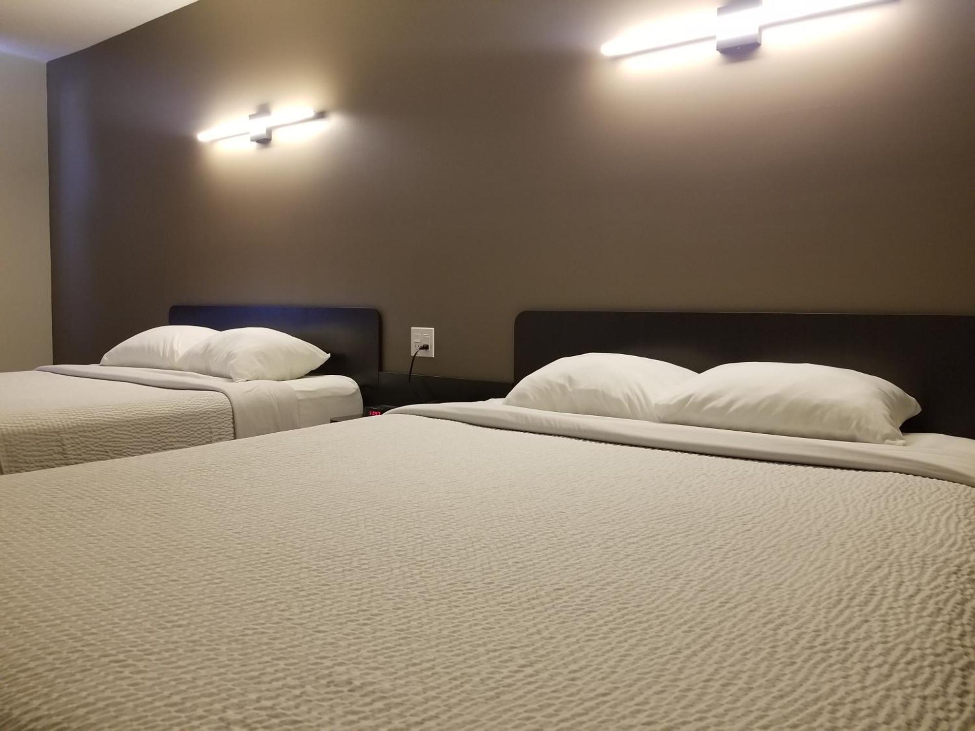 Joys Inn Innisfail, Ab Ngoại thất bức ảnh